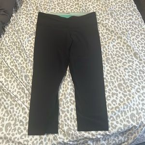 Women’s lululemon capri leggings